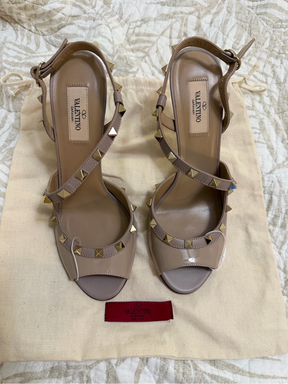 Valentino Garavani Nude Patent Leather Rockstud Ankle-Strap Sandals